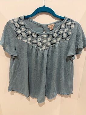 Cape Juby Light Blue Crochet Yoke Short Sleeve Top